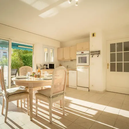 L'escale By Interhome * Fréjus